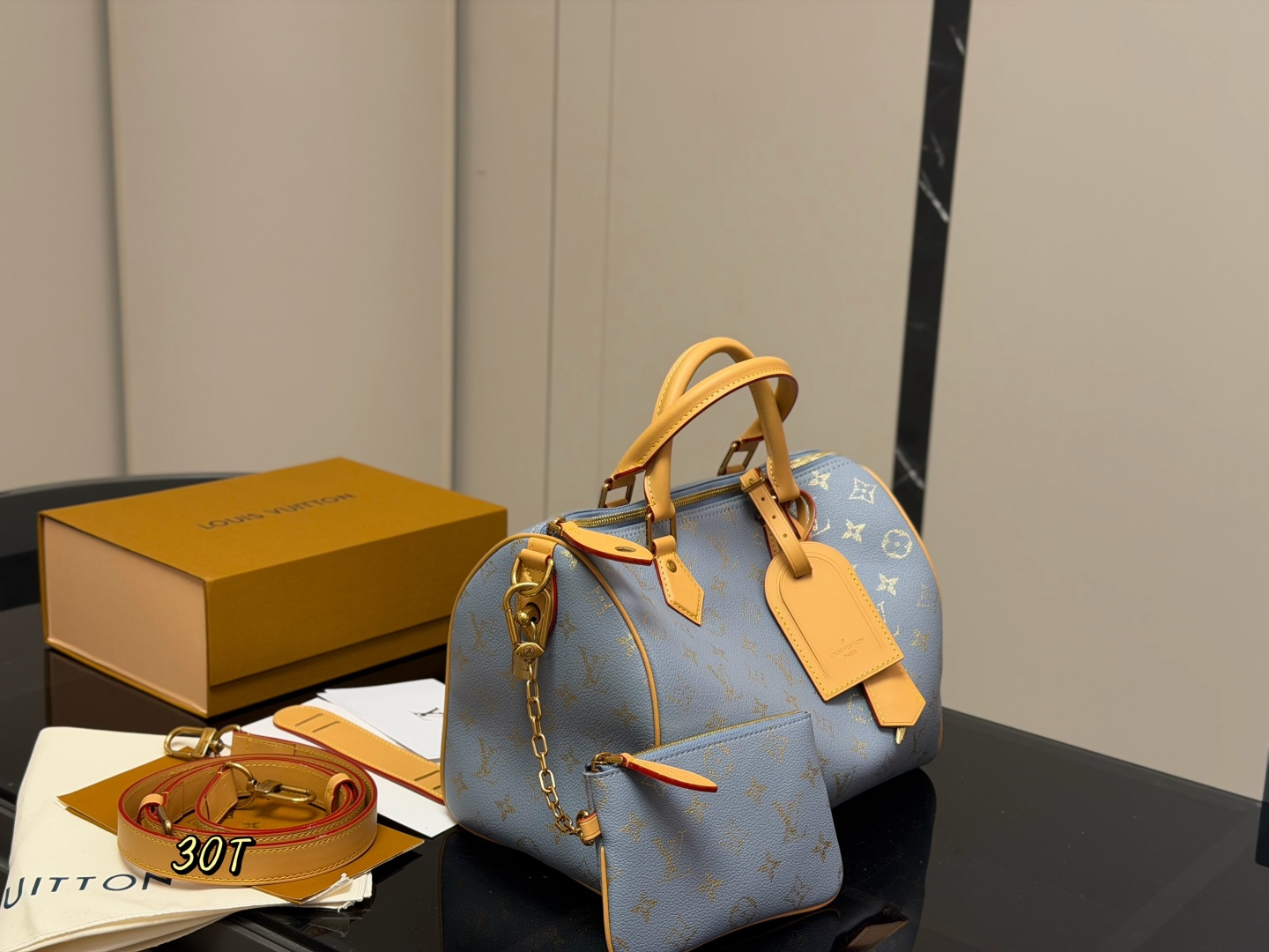 LV Speedy Handbag 4 328